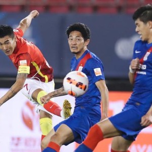 半岛体育-中超前瞻：三镇对阵广州冲连胜 上海德比激情碰撞