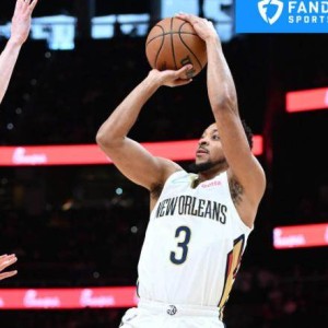 半岛体育入口-挤掉湖人升至第九 季后赛门票争夺战鹈鹕势头强劲